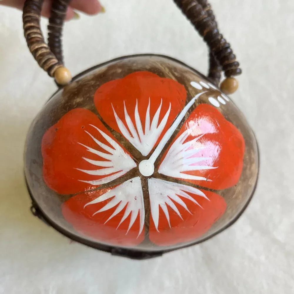 3/$30 🌟 Coconut Purse with Red Hibiscus Flower 🥥 🌺 - Picture 2 of 6